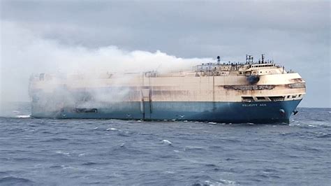 Video: Burning Cargo Ship Full of Luxury Cars Left Adrift