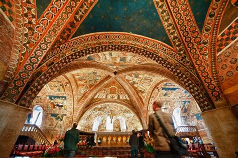 Premium Photo | Assisi dome saint francis church interior view