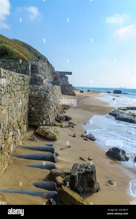 Ashkelon beach hi-res stock photography and images - Alamy