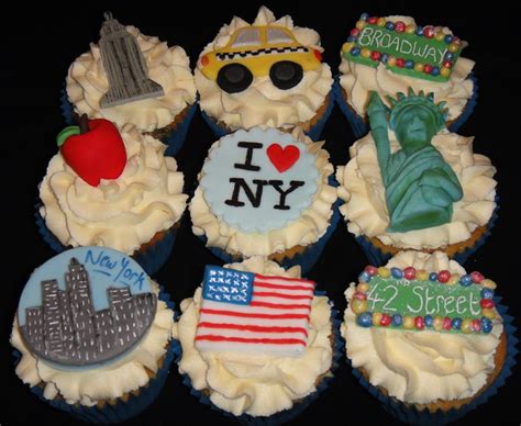 New York Themed Cupcakes - CakeCentral.com