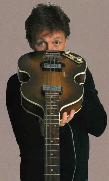 iconic guitar.com: Paul McCartney - Hofner 500/1 Bass