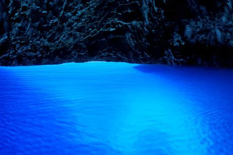 20+ Blue Grotto Croatia Stock Photos, Pictures & Royalty-Free Images - iStock