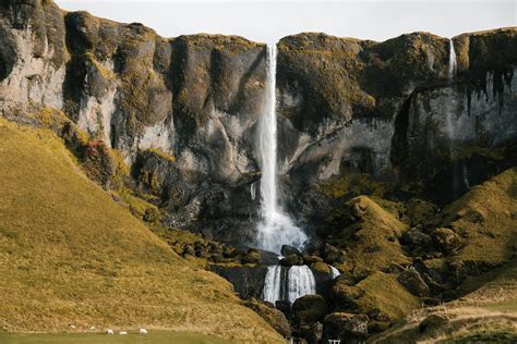 Amazing waterfall in rocky valley · Free Stock Photo