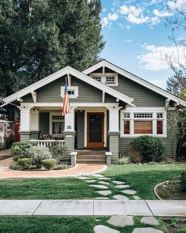 Craftsman Style Homes: Craftsman Exterior Color Ideas and Photos | Hunker