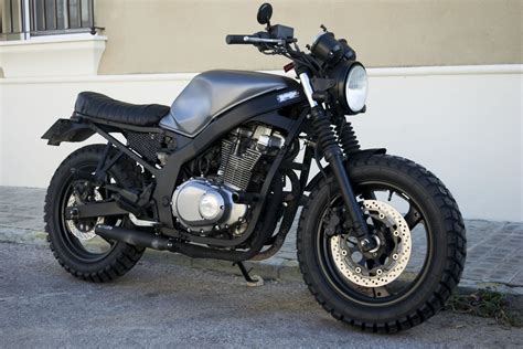 Suzuki GS 500 modificada a Scrambler - ForoCoches | Suzuki cafe racer, Cafe racer bikes, Bmw ...