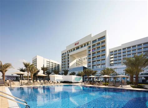 Riu Dubai resort and splash park opens at Nakheel’s Deira Islands | The ...