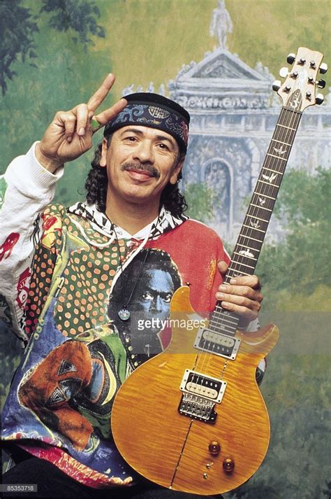 Épinglé sur Carlos santana | Guitariste, Musicien, Culture populaire