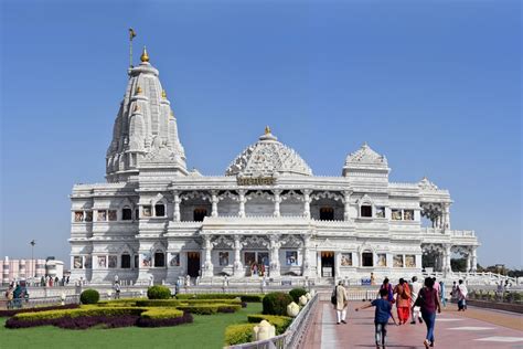 8 Best Places to visit in Vrindavan - Popular Sightseeing & Tourist ...