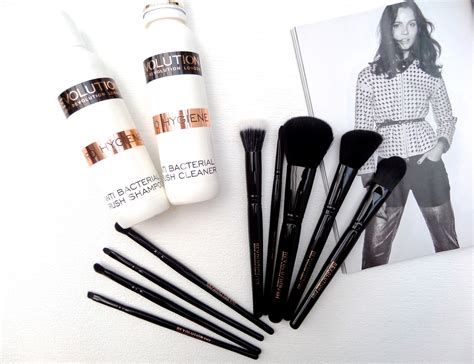 The (Much Awaited) Makeup Revolution Makeup Brushes | Mascara and ...