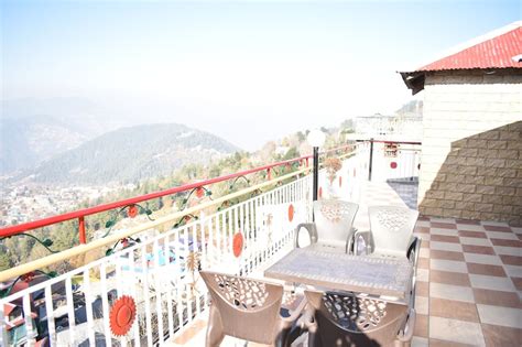 Book Al-Qamar Hotel Murree in Murree | Hotels.com