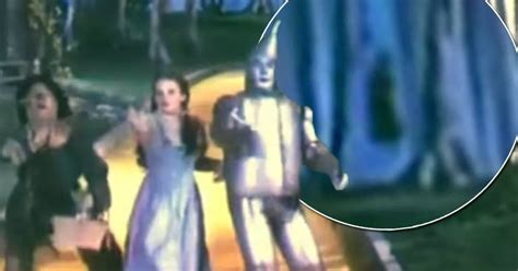 Have you ever noticed the 'DEAD hanging Munchkin' in THIS Wizard Of Oz scene? A look at some of ...