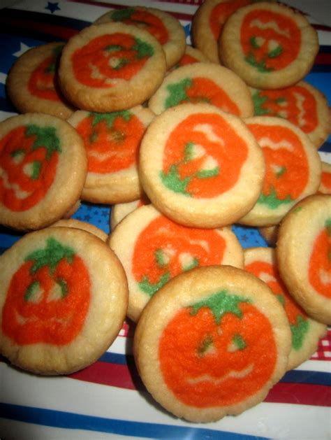 The Holidaze: Pillsbury Halloween Cookies