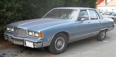 1985 Pontiac Bonneville - Information and photos - MOMENTcar