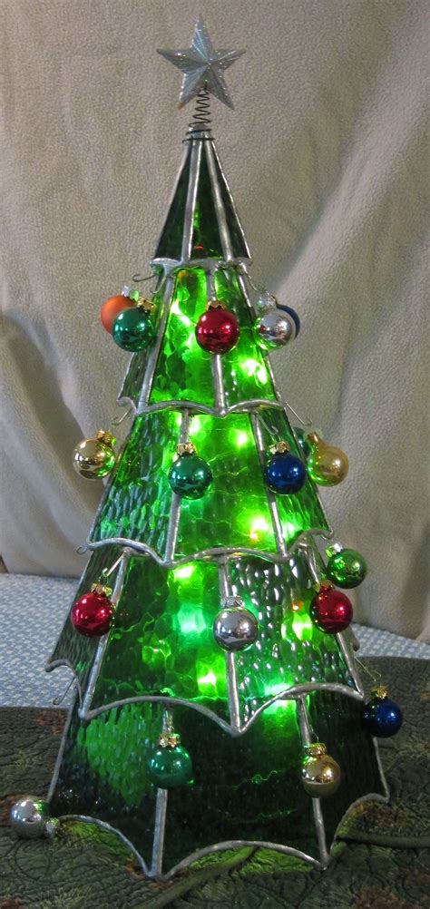 3D Stained Glass Christmas Tree | Stained glass christmas, Stained ...