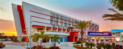 Daytona Beach Hotel Reviews | The Daytona, Autograph Collection