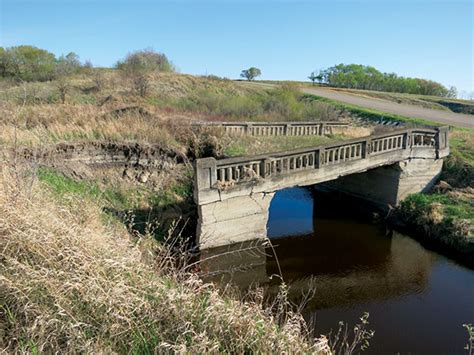 Manitoba History: Manitoba's Historic Bridges