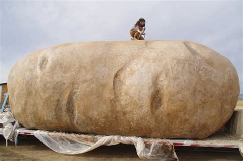 The Famous Idaho Potato Tour, The World’s Largest Potato on Wheels