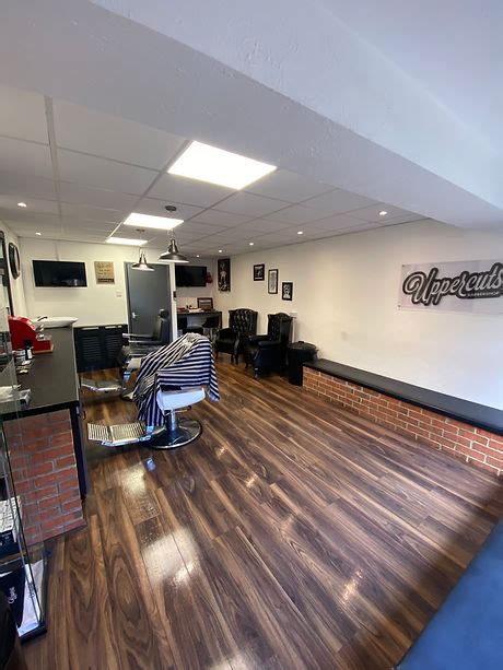 Home | Uppercuts Barbershop