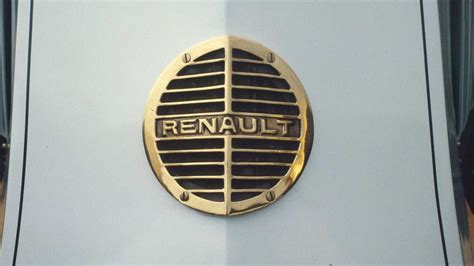 Renault logo evolution