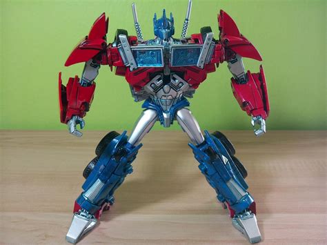 JUST Custom Toy: Custom Repaint Transformers PRIME : First Edition Optimus Prime