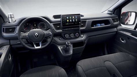 Updated Renault Trafic goes on sale in the UK priced from £25k