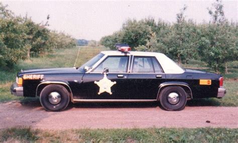 vintage Ohio sheriff | Police France et Etr | Police cars, Old police ...