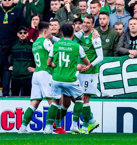 Hibs vs Celtic – in pictures - Daily Record