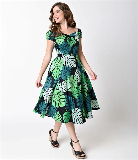 Collectif 1950s Green Tahiti Palm Dolores Cap Sleeve Swing Dress ...