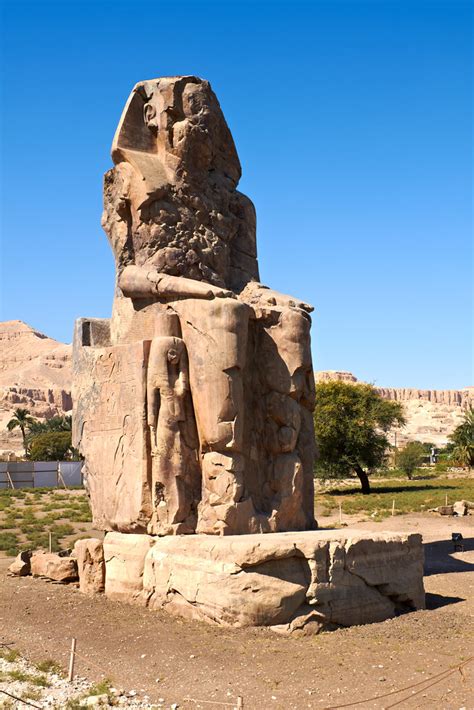 Colossi of Memnon | Giant statues near the Kings Valley, Lux… | Dima ...