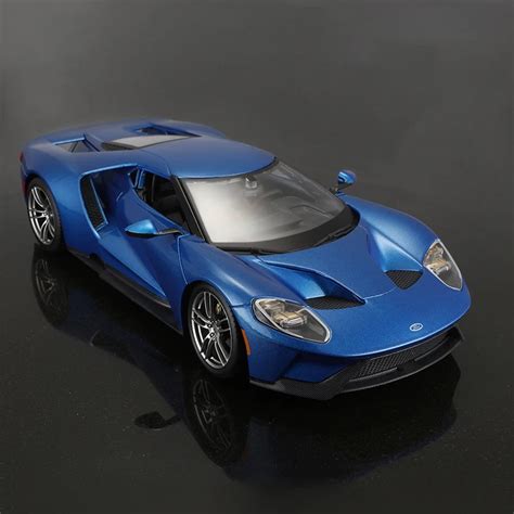 Maisto 1:18 diecast Car 2017 Ford GT LM GTE pro Diecast Car Model Toy Vehicle Car Model Maisto ...