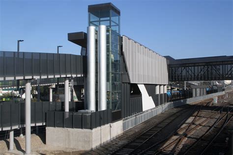 Completed concourse to the new platform 1 at West Footscray station ...