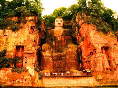 The Leshan Giant Buddha, Chengdu, China - Wallpaper