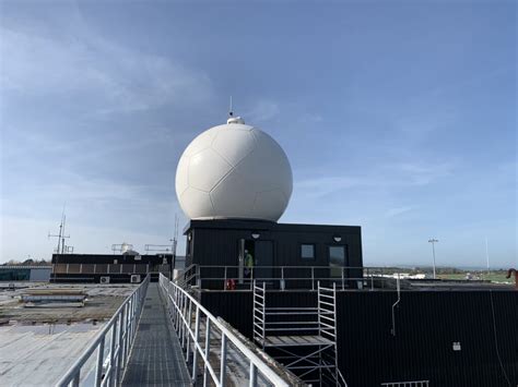 Met Éireann is replacing the weather radar at Shannon Airport - Met ...