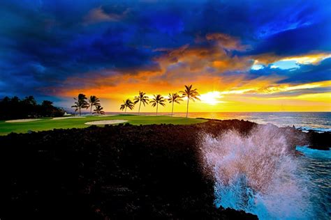 5 Unbelievable Signature Big Island Golf Holes You Need to See - Hawaii Magazine