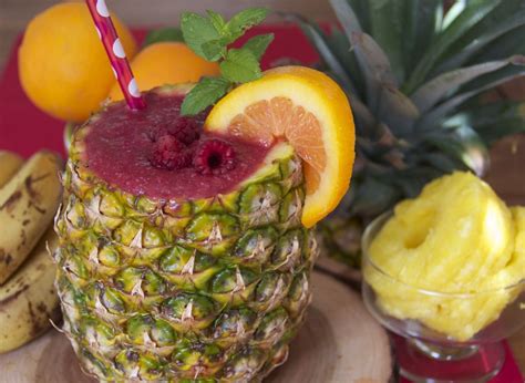 Tropical Pineapple Blackberry Smoothie + How to Core a Pineapple - Just Glowing with Health