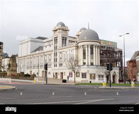 Bradford Alhambra Theatre Stock Photo - Alamy