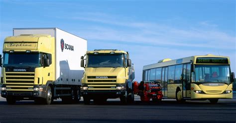 1995: 4-series line-up unveiled | Scania Group