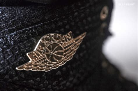 A Closer Look at the Air Jordan 1 "Pinnacle" | HYPEBEAST