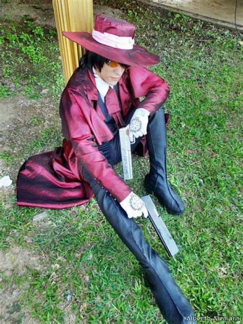 Alucard Hellsing Cosplay by rurounialfonso on DeviantArt