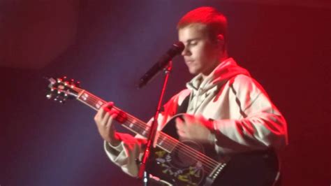 Justin Bieber - Love Yourself - live V Festival 2016 - YouTube