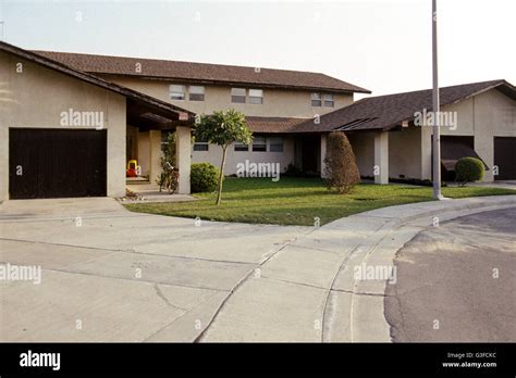 Typical Neighborhood house at Saudi Aramco Dhahran Stock Photo - Alamy