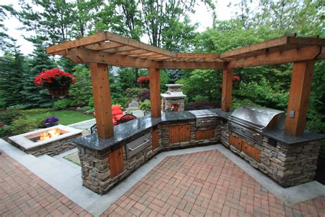 Everything You Need To Know About Outdoor Kitchen Pergolas - Kitchen Ideas