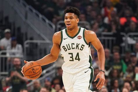 Breaking: Giannis Antetokounmpo Has Won Second Consecutive MVP Award ...