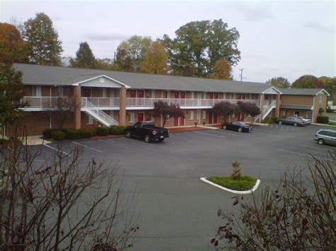 Affordable Suites Charlottesville- Charlottesville, VA Hotels- Tourist Class Hotels in ...