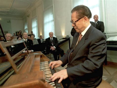 Jiang Zemin, who guided China's economic rise, dies | AP News