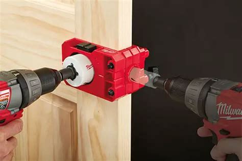 Milwaukee Auto-Centering Door Lock Drill Guide Kit - Tool-Rank.com