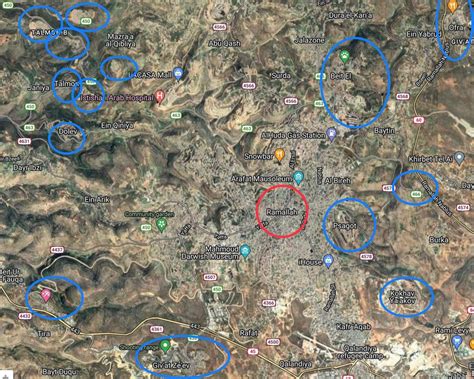 Israeli Jewish settlements surrounding the Palestinian city Ramallah ...