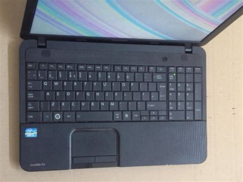 Toshiba Satellite C850 Keyboard Replacement - iFixit Repair Guide