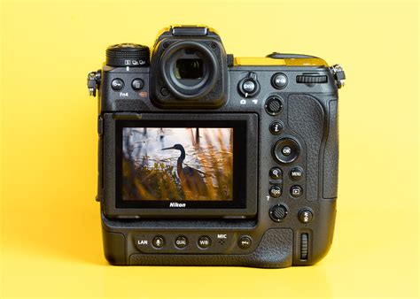 Nikon Z9 Review - Build Quality + Handling