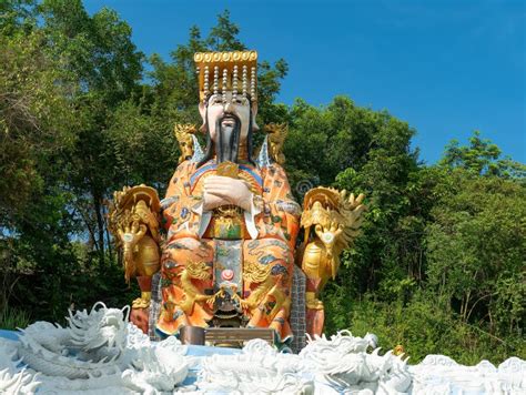 The Jade Emperor Statue in Hat Yai, Thailand Stock Photo - Image of mentor, model: 304640428